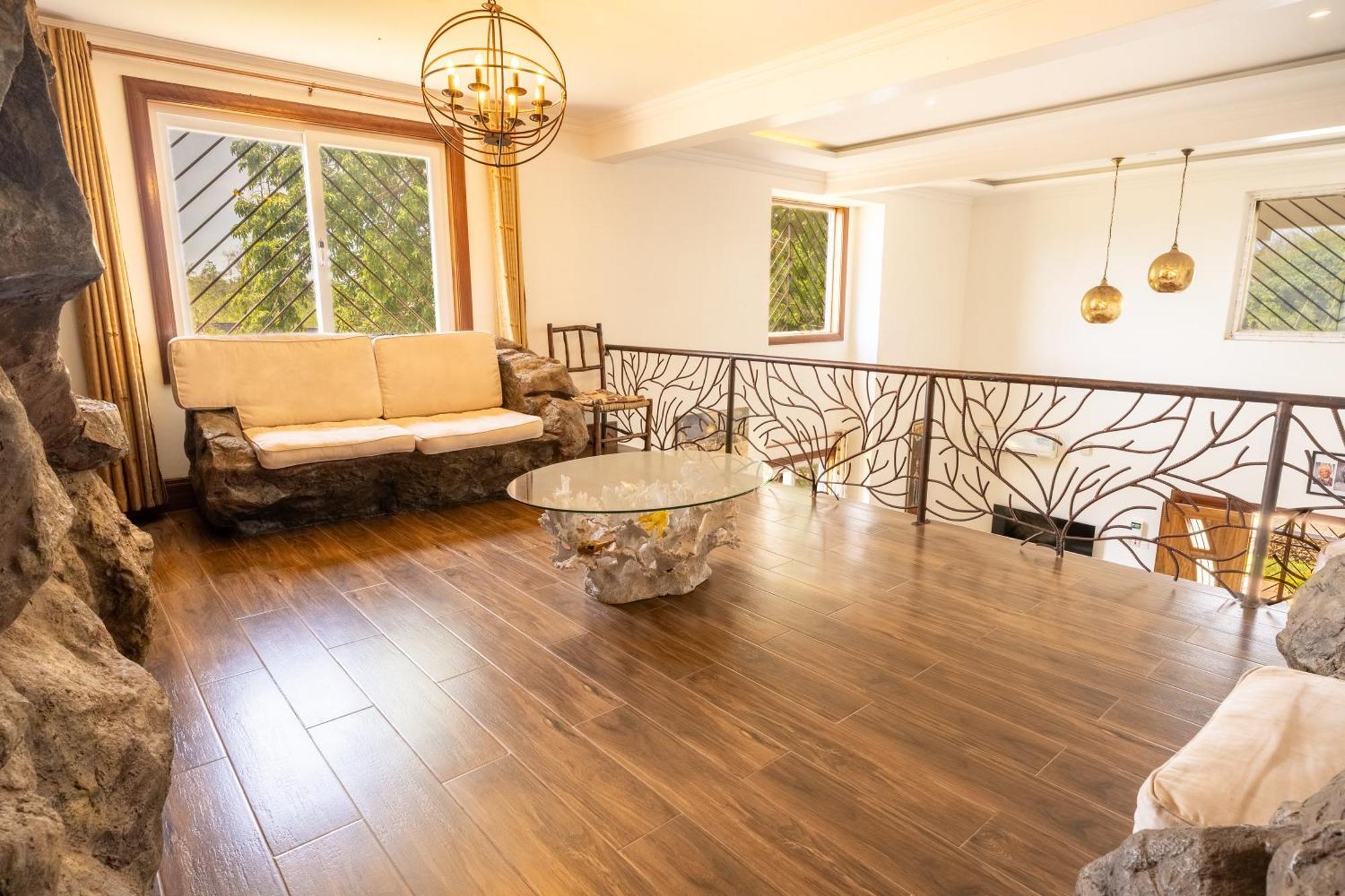 Queens Chateau Boutique Villa Playa de Diani Exterior foto